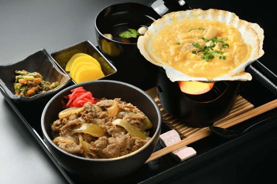 【寿司龍神利用プラン】☆ご夕食はホテル併設の『寿司龍神』利用☆生ものが苦手な方向け「牛バラ焼き丼」セットをご堪能！