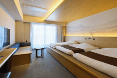 スーペリアルーム（バルコニー付港側）