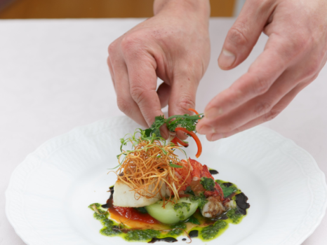 【食事一例】「おいしい料理は美しくなくてはならない」が信条のシェフ