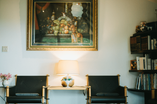 【ロビー】洗練されたこだわりの家具が配されています