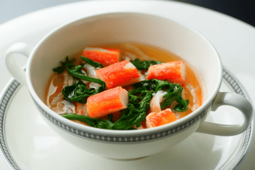 タラバガニのロワイヤル　スープ一例