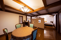 デラックスルーム