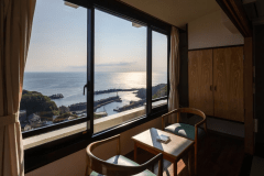 【海側スタンダードルーム】〔和室10畳+広縁〕－癒しの眺望－