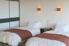 【海側和モダンルーム】〔ツイン+和室6畳〕～畳に癒される旅～