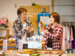 多彩な品ぞろえの当館売店。人気商品の宗田節にするか、ポン酢にするか・・・う～ん、悩みます☆