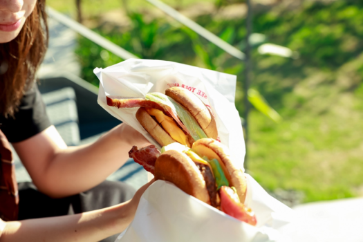 【長崎県産牛BBQプラン】お肉×海鮮BBQディナー＋佐世保バーガーモーニング＜2食×ミニバー付＞