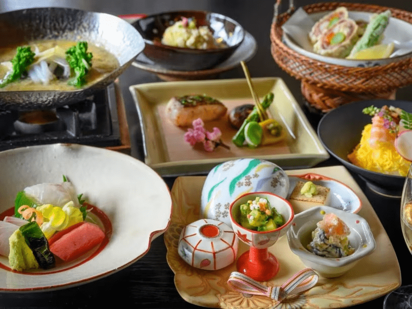 【春のはなやぎ会席】旬魚や地元の野菜を使用した、料理長おまかせ会席※お写真はイメージです