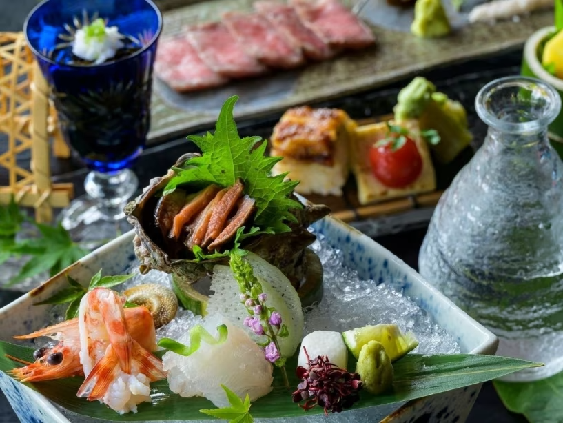 涼やかな装いの夏の山陰の味覚「夏の基本旬彩会席」※お写真はイメージです 涼やかな装いの夏の山陰の味覚「夏の基本旬彩会席」※お写真はイメージです