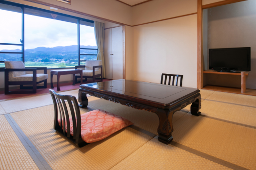 ■和室■ごゆっくりお寛ぎいただける畳のお部屋