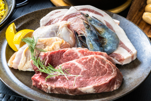 【1泊2食】自然の中でグランピングBBQ♢プライベートアウトドア滞在〈ソフトドリンクバー付き〉