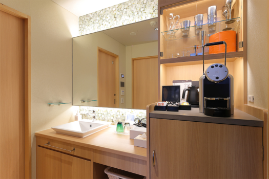 Bain semi-ouvert + sauna + bain froid + chambre king size "Tama"