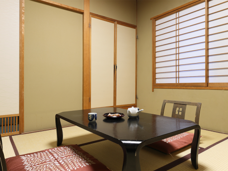 Chambre de style japonais 4,5 tatamis (T)