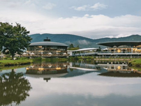 軽井沢・プリンスショッピングプラザセンターモール