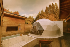 『9/1-11/30限定！秋の味覚を堪能プラン』１日３組限定　完全プライベートグランピング！滞在中入り放題のプライベートサウナをご用意。プレミアムBBQ付きのプランを自分達の空間でお楽しみ頂けます！