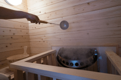 【サウナ】ロウリュウ