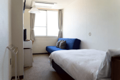 洋室（シングルベット）