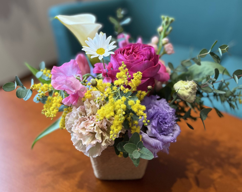 ＊Anniversary＊１泊２食付＊記念日に...　生花アレンジメント＆デザートプレート付