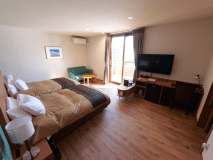 セミダブルベッドツイン／マウンテンビューバルコニー付