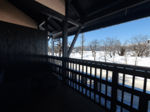 ダブルベッド／マウンテンビューバルコニー付