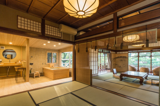 【松】本間10帖+6帖+広縁6帖+庭園露天風呂6帖+庭tテラス2帖（2階庭側・分煙）