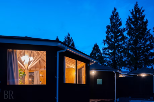 〈人気No.1★スタンダードオリジナルBBQ〉琵琶湖の幸と宝牧場ミルク豚を味わうグランピングBBQプラン【1泊2食付き】