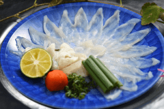 【ふぐプランイメージ】ふぐ料理の内容（4品以上）は当日のお楽しみ♪