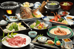 【ちょっと贅沢な夕膳】「板長特選　プレミアム庄内献立プラン」（写真はある日の一例）