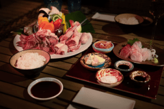 【Terrace BBQ 】
Enjoy a self-grill BBQ on the terrace,
where you cook your own meal while feeling the island breeze.
※The menu may vary from day to day based on the day&rsquo;s selection of ingredients.