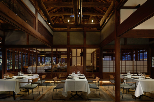 あたら夜西伊豆の別邸であるLoquat西伊豆 元アロマフレスカの料理長が伊豆の食材に拘り作り上げた、絶品イタリアンコースをご堪能頂けます。
