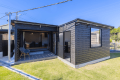 【ブラック】2ベッド・定員3名・ドッグラン320㎡