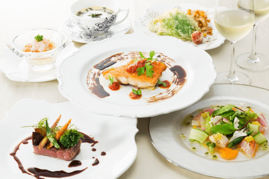 【60歳以上限定】ハーフポーションフルコースディナー≪2食付≫