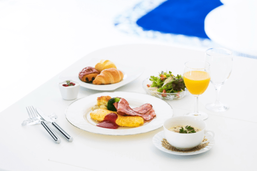 Room & Breakfast
