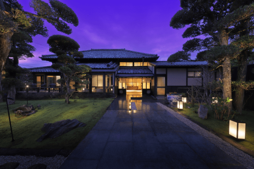 母屋レストラン