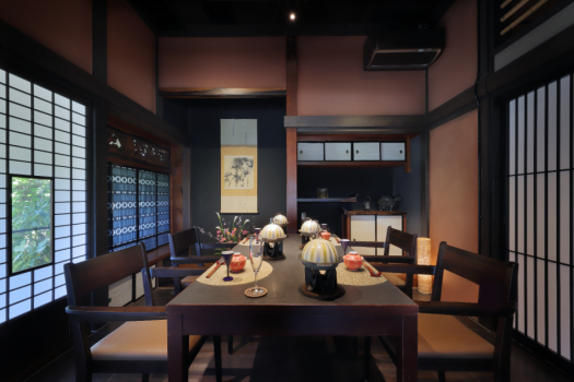 母屋レストラン
