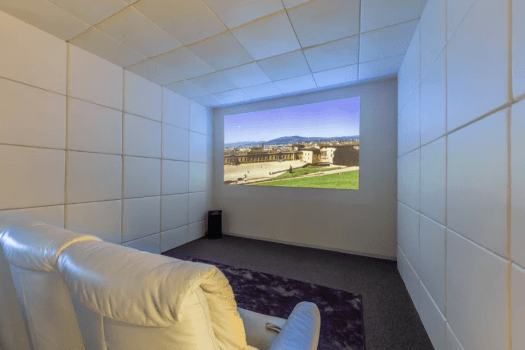 エグゼクティブ302シアタールーム