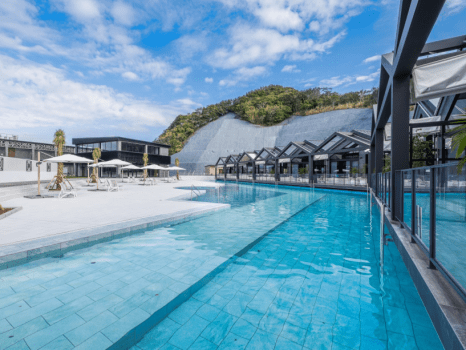 【龙一楼】带温泉套房90㎡～露台直通泳池 ■泳池花园豪华房