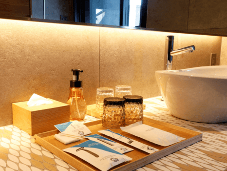 【长颈鹿1楼】带温泉露天浴池和按摩浴缸的套房 120㎡■豪华小型套房