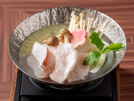 【夕食一例】南紀白浜の高級食材を会席料理でお楽しみいただけます。 【夕食一例】南紀白浜の高級食材を会席料理でお楽しみいただけます。