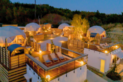 ライトアップで非日常空間へ