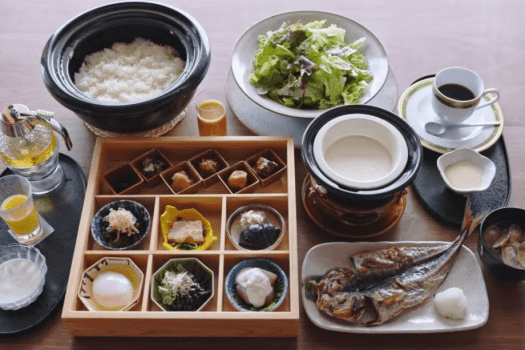 ご朝食一例