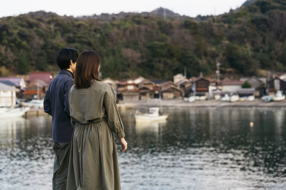 【周辺】静かな入江と深い緑の山々の中で、日常の喧騒を離れ、こころとからだを癒すひとときをお過ごしください 【周辺】静かな入江と深い緑の山々の中で、日常の喧騒を離れ、こころとからだを癒すひとときをお過ごしください