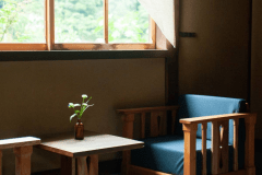 客室「潮風」リビング