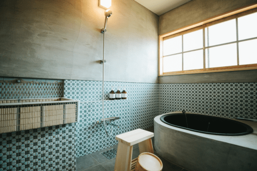 KASHIGI (Tsuchimochi Residence) with Goemon-style bathtub, 2-person max