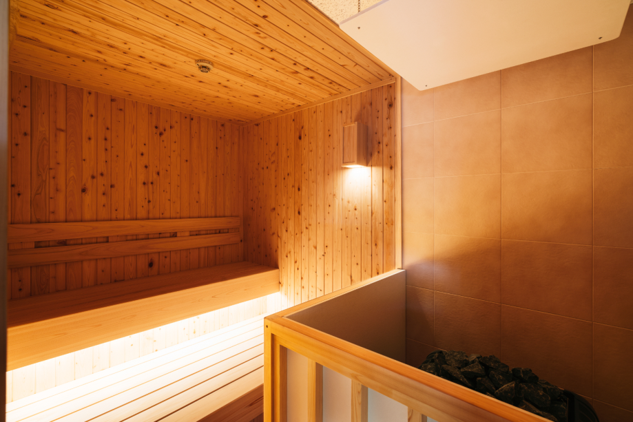 [Limited to 1 group per day] A room with a private roasted tea leil sauna. Seasonal breakfast included