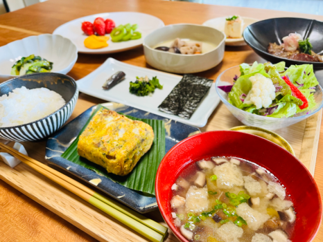 朝食