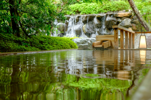 【庭の湯】こもれびの湯