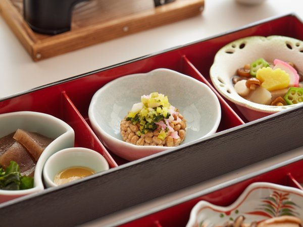 ・朝食一例