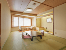 ・和室10畳以上