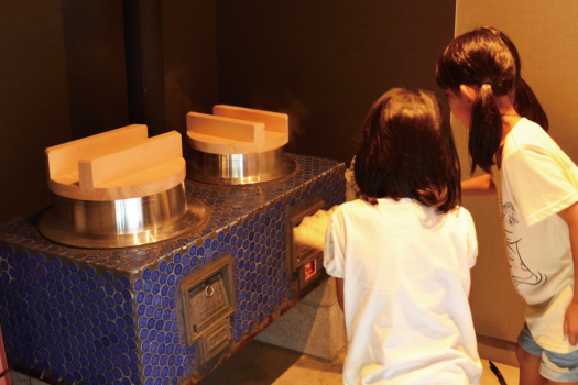 Glamping, ‘Kamado’, and ‘Irori’