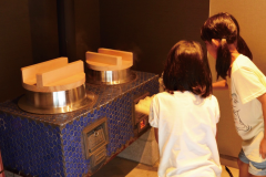 Glamping, ‘Kamado’, and ‘Irori’